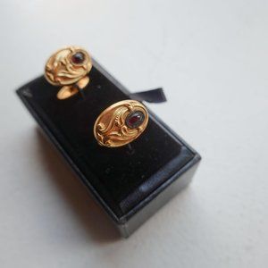 Antique Garnet Gold Cufflinks